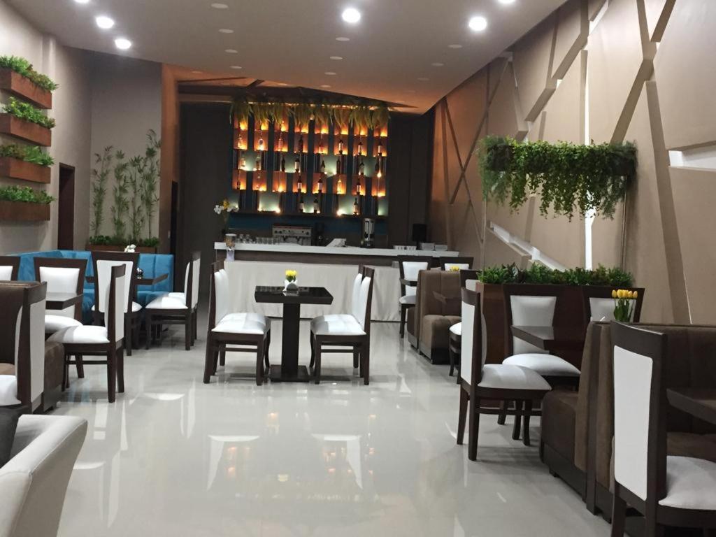 Hotel Innova Tarija Extérieur photo